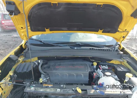 2016 Jeep Renegade Trailhawk from USA, damaged, VIN ZACCJBCT4GPC62815